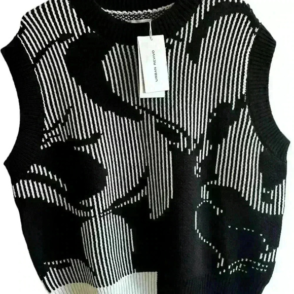 Urban Revivo ABSTRACT PATTERN KNITTED SWEATER VEST size M, New - Picture 2 of 7